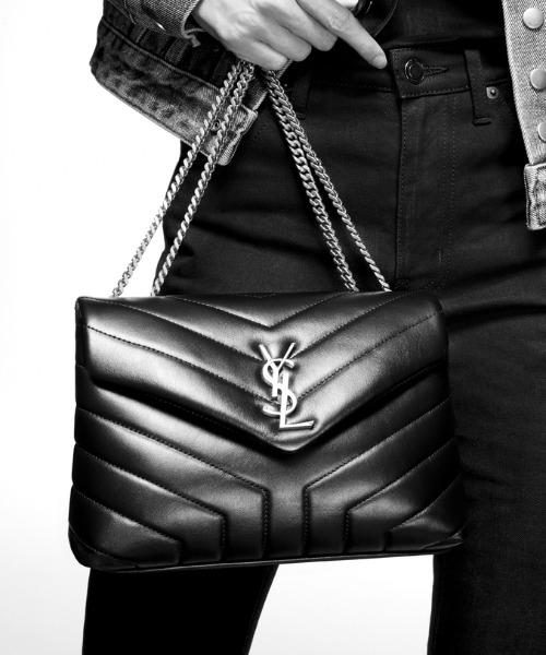 Saint Laurent LouLou Medium in Metelasse “Y” Leather Black