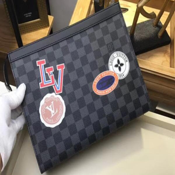 LV Pochette Voyage MM Damier Graphite Canvas 2017