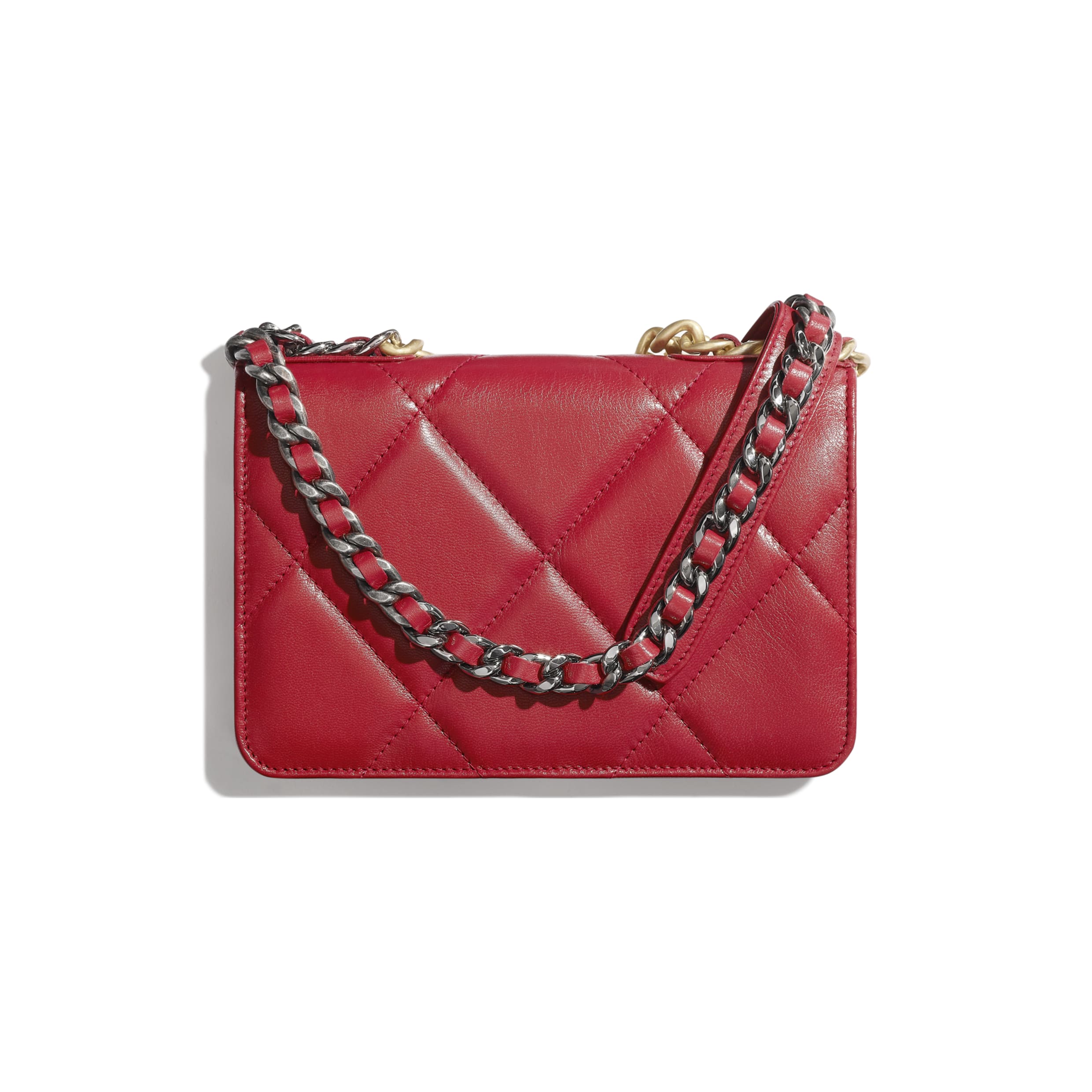 Chanel 19 Wallet on Chain Red