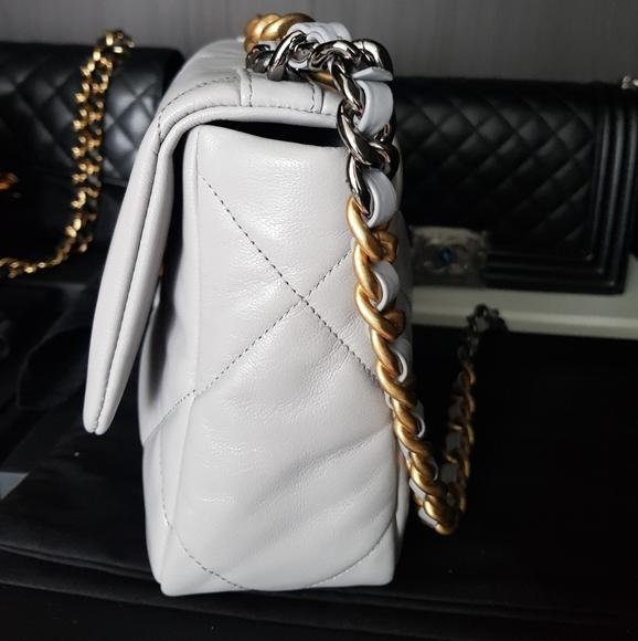 Chanel 19 Maxi Flap Bag Grey